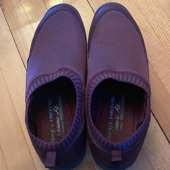 Skechers Classic Fit - Picture 2 of 6